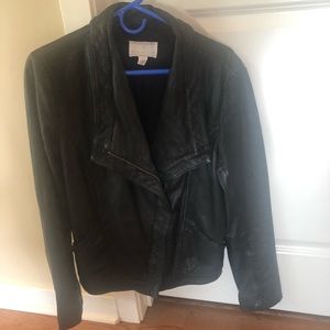 Like new black XL women’s leather jacket